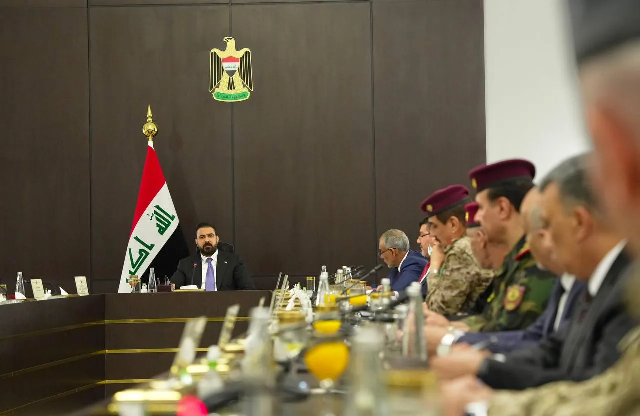 الزيدي يترأس أول اجتماع للمجلس الوزاري للأمن الوطني ويؤكد حصر السلاح بيد الدولة