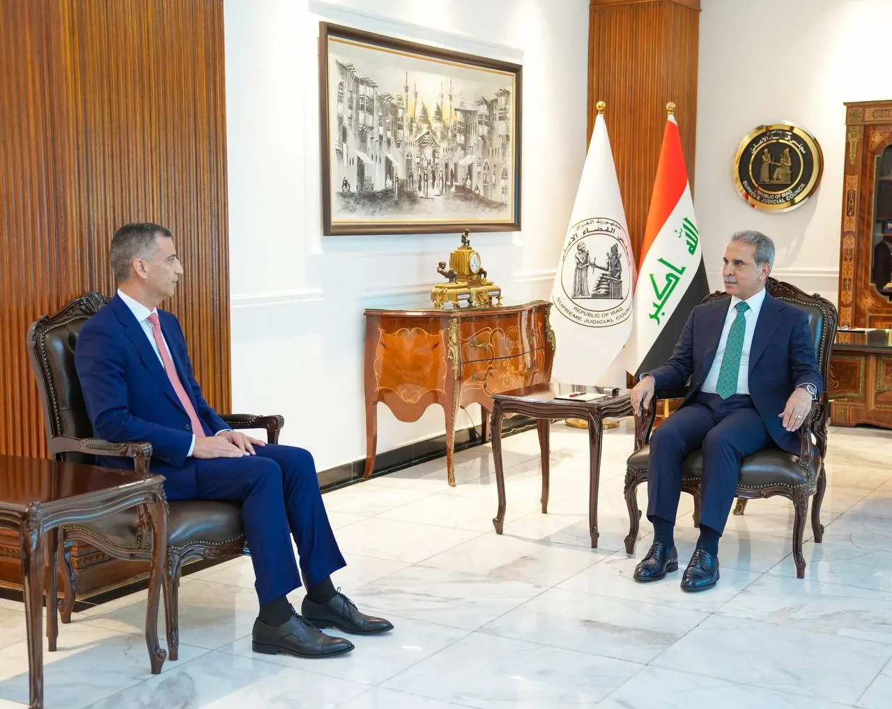رئيس مجلس القضاء الأعلى يستقبل محافظ البنك المركزي الجديد