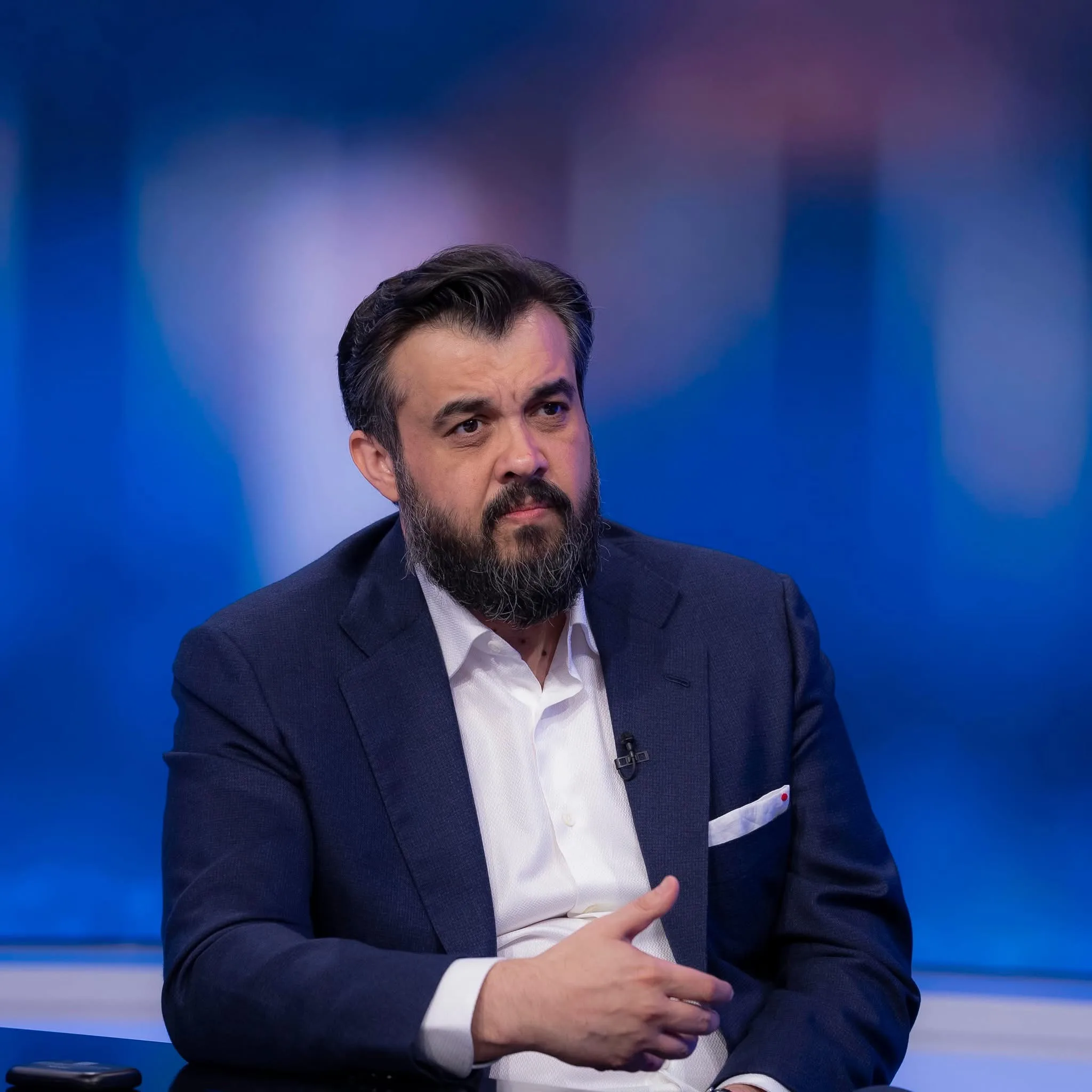 الحبس الشديد خمس سنوات بحق يزن مشعان الجبوري بتهمة النصب والاحتيال