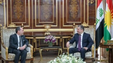 لقاء كردي أمريكي في أربيل حول حصة الإقليم في الموازنة الاتحادية واستئناف تصدير النفط.